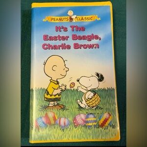 Vintage 1974 Peanuts Classic It's The Easter Beagle Charlie Brown VHS tape